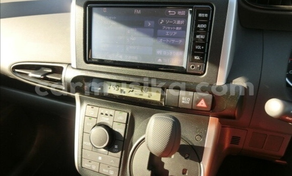 Tenga Tsaru Toyota Wish Sirivha Mota in Beitbridge in Matabeleland South Tenga Tsaru Toyota Wish Sirivha Mota in Beitbridge in Matabeleland South