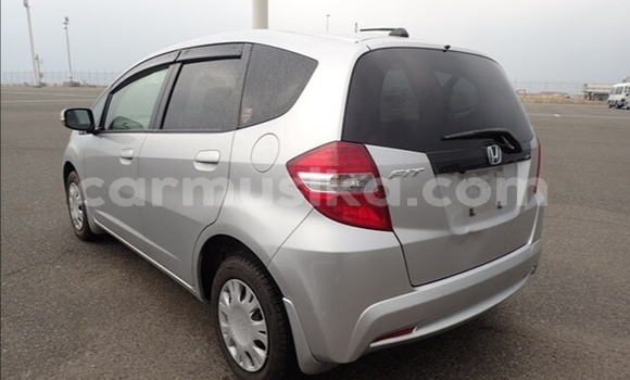 Acheter Occasion Voiture Honda Fit Gris à Beitbridge, Matabeleland South Acheter Occasion Voiture Honda Fit Gris à Beitbridge, Matabeleland South