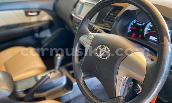 Acheter Occasion Voiture Toyota Fortuner Blanc à Beitbridge, Matabeleland South Acheter Occasion Voiture Toyota Fortuner Blanc à Beitbridge, Matabeleland South