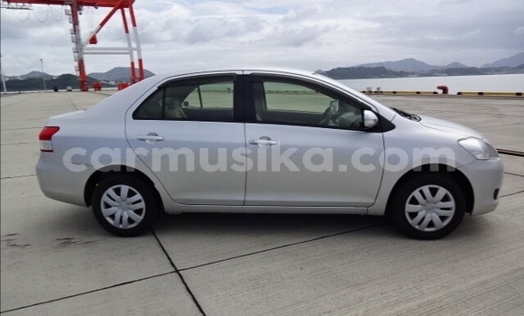 Acheter Occasion Voiture Toyota Belta Gris à Beitbridge, Matabeleland South Acheter Occasion Voiture Toyota Belta Gris à Beitbridge, Matabeleland South
