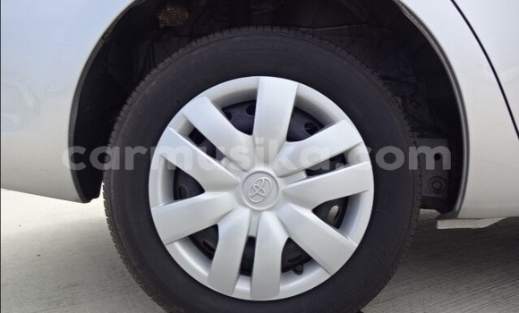 Acheter Occasion Voiture Toyota Belta Gris à Beitbridge, Matabeleland South Acheter Occasion Voiture Toyota Belta Gris à Beitbridge, Matabeleland South