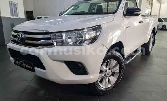 Acheter Occasion Voiture Toyota Hilux Blanc à Beitbridge, Matabeleland South Acheter Occasion Voiture Toyota Hilux Blanc à Beitbridge, Matabeleland South