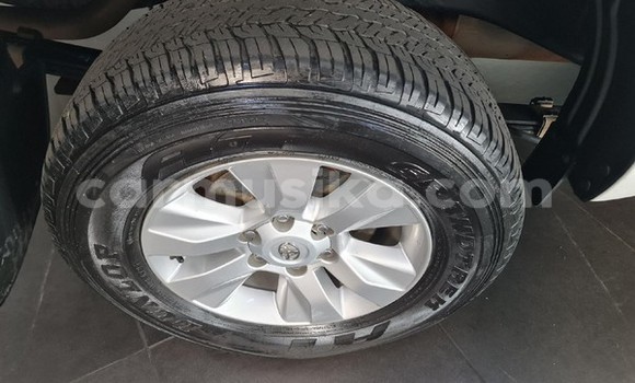 Acheter Occasion Voiture Toyota Hilux Blanc à Beitbridge, Matabeleland South Acheter Occasion Voiture Toyota Hilux Blanc à Beitbridge, Matabeleland South