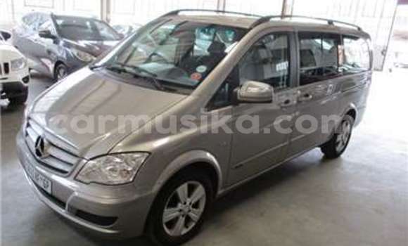 Acheter Occasion Voiture Mercedes‒Benz Viano Gris à Beitbridge, Matabeleland South Acheter Occasion Voiture Mercedes‒Benz Viano Gris à Beitbridge, Matabeleland South