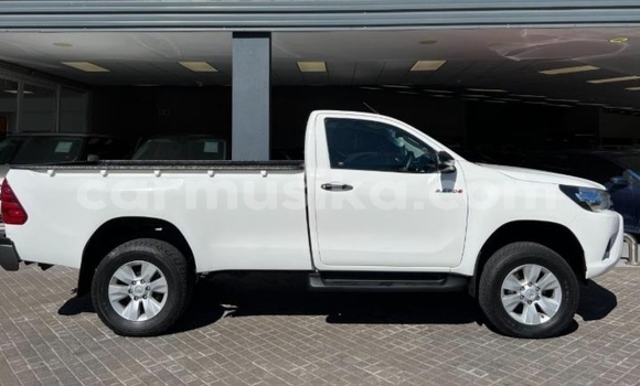 Acheter Occasion Voiture Toyota Hilux Blanc à Beitbridge, Matabeleland South Acheter Occasion Voiture Toyota Hilux Blanc à Beitbridge, Matabeleland South