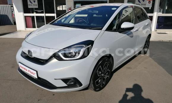 Acheter Occasion Voiture Honda Fit Blanc à Beitbridge, Matabeleland South Acheter Occasion Voiture Honda Fit Blanc à Beitbridge, Matabeleland South