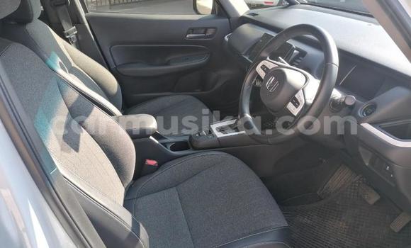 Acheter Occasion Voiture Honda Fit Blanc à Beitbridge, Matabeleland South Acheter Occasion Voiture Honda Fit Blanc à Beitbridge, Matabeleland South