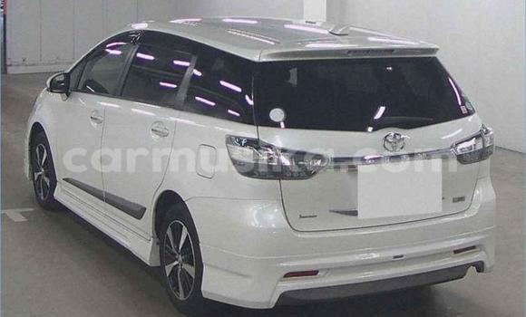 Acheter Occasion Voiture Toyota Wish Blanc à Beitbridge, Matabeleland South Acheter Occasion Voiture Toyota Wish Blanc à Beitbridge, Matabeleland South