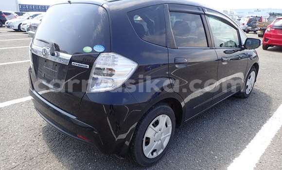 Nunua Ilio tumika Honda Fit Beige Gari ndani ya Beitbridge nchini Matabeleland Kusini Nunua Ilio tumika Honda Fit Beige Gari ndani ya Beitbridge nchini Matabeleland Kusini