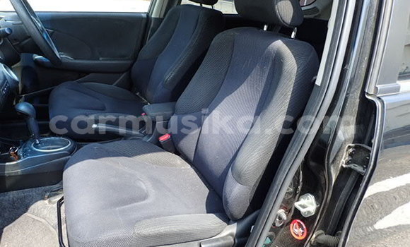 Nunua Ilio tumika Honda Fit Beige Gari ndani ya Beitbridge nchini Matabeleland Kusini Nunua Ilio tumika Honda Fit Beige Gari ndani ya Beitbridge nchini Matabeleland Kusini