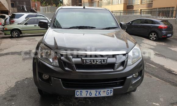 Buy Used Isuzu D–MAX Brown Car in Beitbridge in Matabeleland South Buy Used Isuzu D–MAX Brown Car in Beitbridge in Matabeleland South