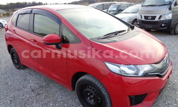 Acheter Occasion Voiture Honda Fit Rouge à Beitbridge, Matabeleland South