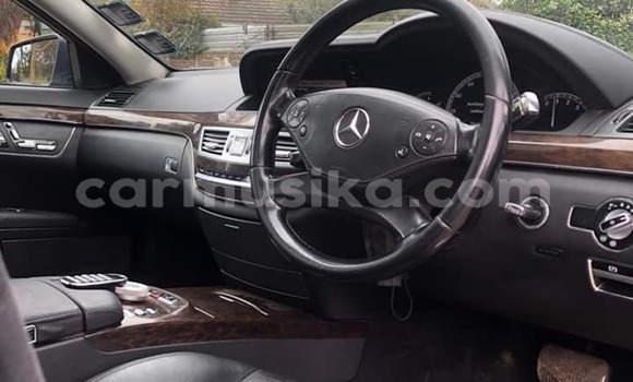 Tenga Tsaru MercedesâBenz Maybach S-klasse Bhuruu Mota in Harare in Harare Tenga Tsaru MercedesâBenz Maybach S-klasse Bhuruu Mota in Harare in Harare