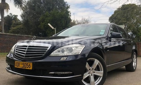 Tenga Tsaru MercedesâBenz Maybach S-klasse Bhuruu Mota in Harare in Harare Tenga Tsaru MercedesâBenz Maybach S-klasse Bhuruu Mota in Harare in Harare