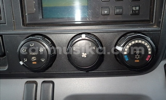 Tenga Tsaru Mitsubishi Canter Chena Rori in Beitbridge in Matabeleland South Tenga Tsaru Mitsubishi Canter Chena Rori in Beitbridge in Matabeleland South