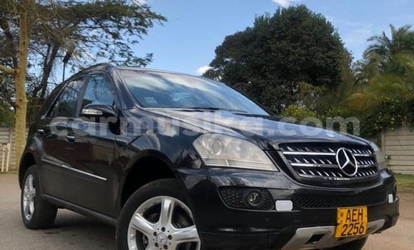 Nunua Ilio tumika Mercedes‒Benz ML–Class Bluu Gari ndani ya Harare nchini Harare