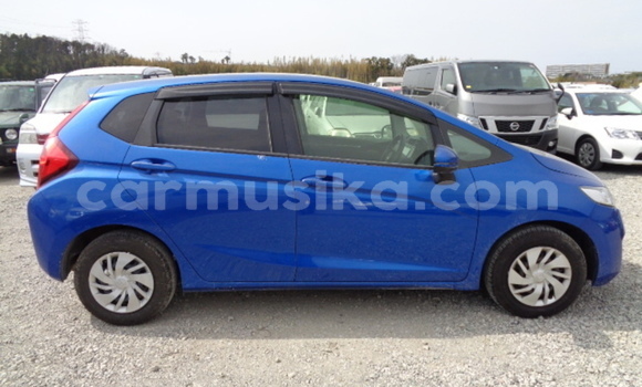 Acheter Occasion Voiture Honda Fit Bleu à Beitbridge, Matabeleland South Acheter Occasion Voiture Honda Fit Bleu à Beitbridge, Matabeleland South
