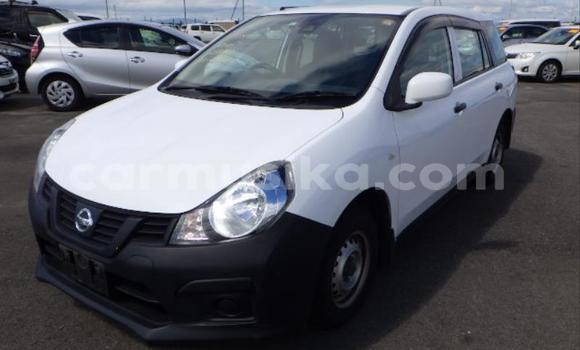 Buy Used Nissan AD White Car in Beitbridge in Matabeleland South