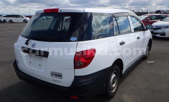 Acheter Occasion Voiture Nissan AD Blanc à Beitbridge, Matabeleland South Acheter Occasion Voiture Nissan AD Blanc à Beitbridge, Matabeleland South