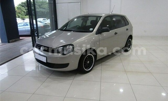 Tenga Tsaru Volkswagen Polo Zvimwe Mota in Beitbridge in Matabeleland South Tenga Tsaru Volkswagen Polo Zvimwe Mota in Beitbridge in Matabeleland South