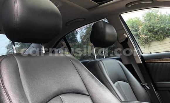 Tenga Tsaru Mercedes-Benz E-Classe Nhema Mota in Harare in Harare Tenga Tsaru Mercedes-Benz E-Classe Nhema Mota in Harare in Harare