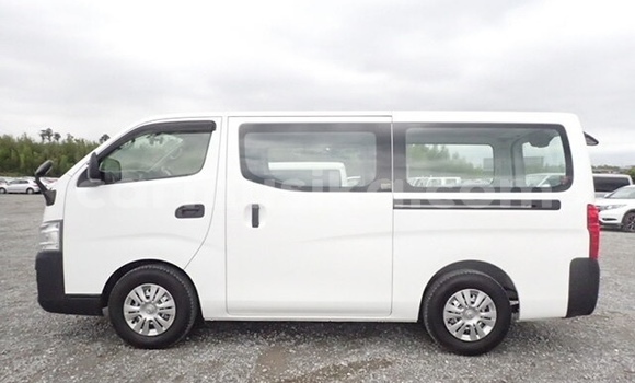 Buy Used Nissan Caravan White Car in Beitbridge in Matabeleland South Buy Used Nissan Caravan White Car in Beitbridge in Matabeleland South