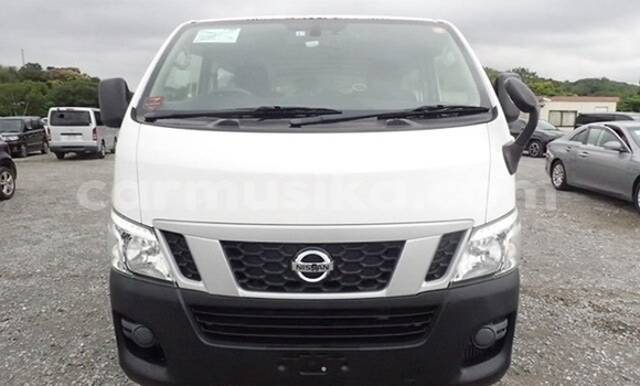 Buy Used Nissan Caravan White Car in Beitbridge in Matabeleland South Buy Used Nissan Caravan White Car in Beitbridge in Matabeleland South