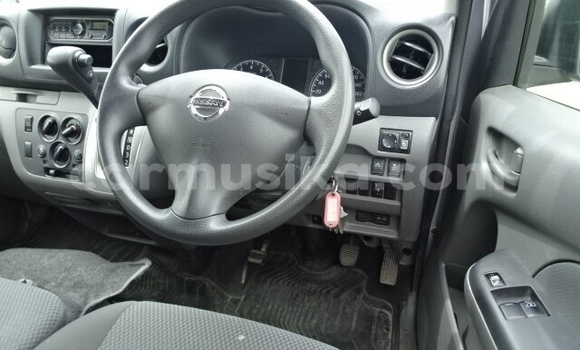 Tenga Tsaru Nissan NV350 Caravan Sirivha Mota in Harare in Harare Tenga Tsaru Nissan NV350 Caravan Sirivha Mota in Harare in Harare