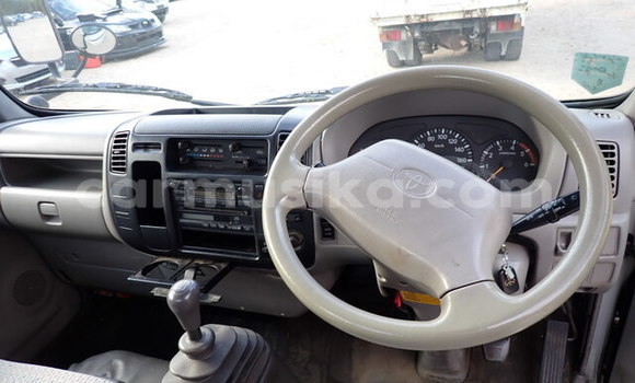 Acheter Occasion Utilitaire Toyota Dyna Blanc à Beitbridge, Matabeleland South Acheter Occasion Utilitaire Toyota Dyna Blanc à Beitbridge, Matabeleland South