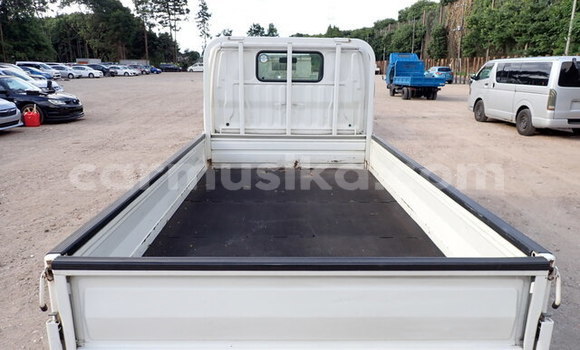 Acheter Occasion Utilitaire Toyota Dyna Blanc à Beitbridge, Matabeleland South Acheter Occasion Utilitaire Toyota Dyna Blanc à Beitbridge, Matabeleland South