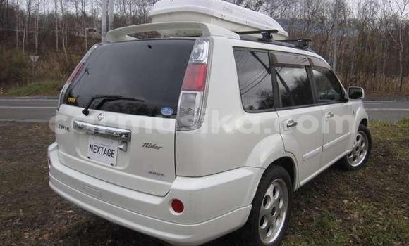 Acheter Occasion Voiture Nissan X–Trail Blanc à Beitbridge, Matabeleland South Acheter Occasion Voiture Nissan X–Trail Blanc à Beitbridge, Matabeleland South