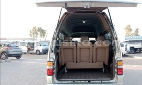 Buy Used Nissan Caravan Beige Car in Beitbridge in Matabeleland South Buy Used Nissan Caravan Beige Car in Beitbridge in Matabeleland South