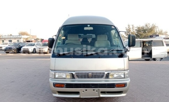 Buy Used Nissan Caravan Beige Car in Beitbridge in Matabeleland South Buy Used Nissan Caravan Beige Car in Beitbridge in Matabeleland South