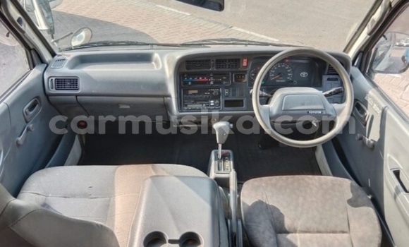 Acheter Occasion Voiture Toyota Hiace Blanc à Beitbridge, Matabeleland South Acheter Occasion Voiture Toyota Hiace Blanc à Beitbridge, Matabeleland South