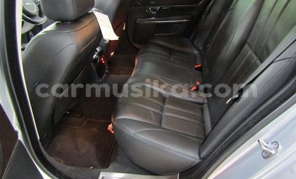 Buy Used Jaguar XJ Silver Car in Beitbridge in Matabeleland South Buy Used Jaguar XJ Silver Car in Beitbridge in Matabeleland South