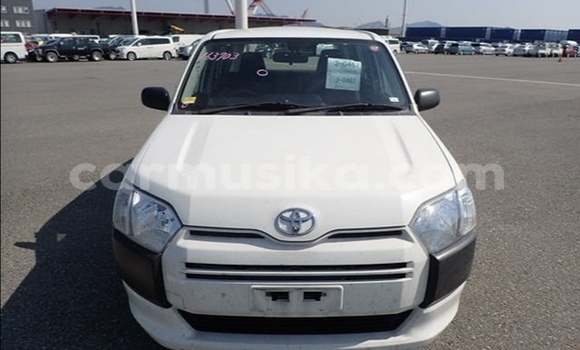 Acheter Occasion Voiture Toyota Probox Blanc à Beitbridge, Matabeleland South Acheter Occasion Voiture Toyota Probox Blanc à Beitbridge, Matabeleland South