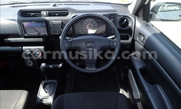 Acheter Occasion Voiture Toyota Probox Blanc à Beitbridge, Matabeleland South Acheter Occasion Voiture Toyota Probox Blanc à Beitbridge, Matabeleland South