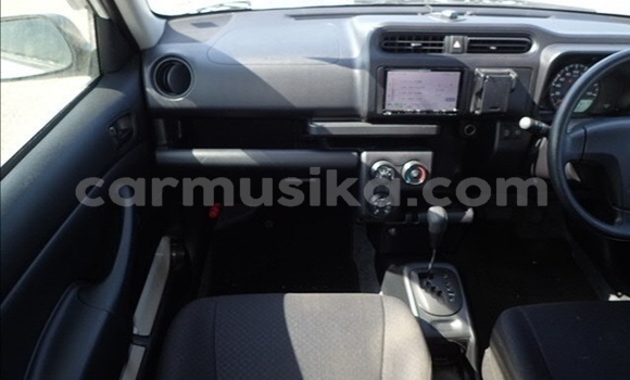 Acheter Occasion Voiture Toyota Probox Blanc à Beitbridge, Matabeleland South Acheter Occasion Voiture Toyota Probox Blanc à Beitbridge, Matabeleland South