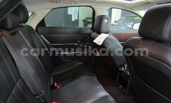 Buy Used Jaguar XJ Silver Car in Beitbridge in Matabeleland South Buy Used Jaguar XJ Silver Car in Beitbridge in Matabeleland South