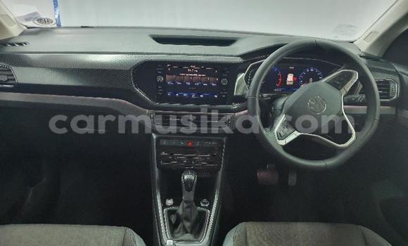 Buy Used Volkswagen T-Roc Blue Car in Beitbridge in Matabeleland South Buy Used Volkswagen T-Roc Blue Car in Beitbridge in Matabeleland South