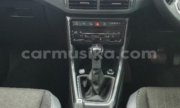 Buy Used Volkswagen T-Roc Blue Car in Beitbridge in Matabeleland South Buy Used Volkswagen T-Roc Blue Car in Beitbridge in Matabeleland South