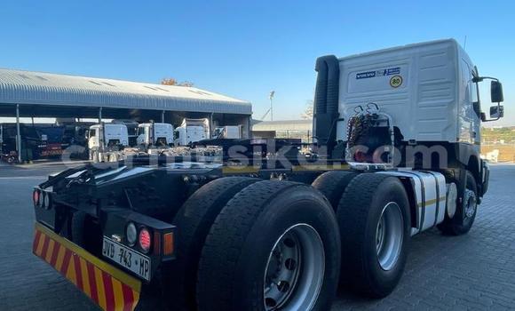 Tenga Tsaru Volvo 440 Chena Mota in Beitbridge in Matabeleland South Tenga Tsaru Volvo 440 Chena Mota in Beitbridge in Matabeleland South