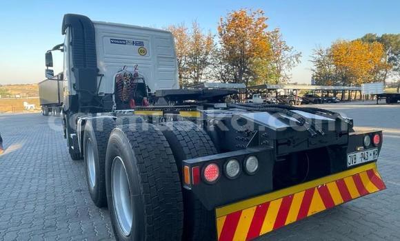 Tenga Tsaru Volvo 440 Chena Mota in Beitbridge in Matabeleland South Tenga Tsaru Volvo 440 Chena Mota in Beitbridge in Matabeleland South