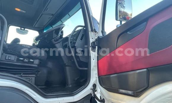 Tenga Tsaru Volvo 440 Chena Mota in Beitbridge in Matabeleland South Tenga Tsaru Volvo 440 Chena Mota in Beitbridge in Matabeleland South