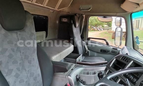 Acheter Occasion Voiture Nissan Urvan Blanc à Beitbridge, Matabeleland South Acheter Occasion Voiture Nissan Urvan Blanc à Beitbridge, Matabeleland South