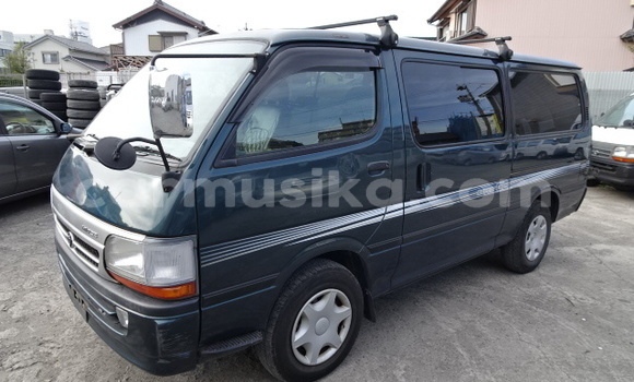 Acheter Occasion Voiture Toyota Hiace Bleu à Beitbridge, Matabeleland South Acheter Occasion Voiture Toyota Hiace Bleu à Beitbridge, Matabeleland South