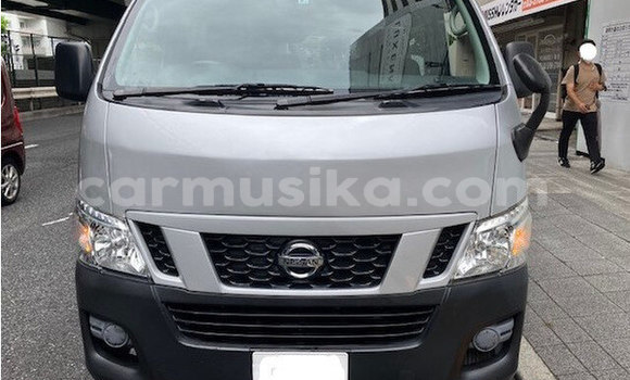 Acheter Occasion Voiture Nissan Nv350 Gris à Beitbridge, Matabeleland South Acheter Occasion Voiture Nissan Nv350 Gris à Beitbridge, Matabeleland South