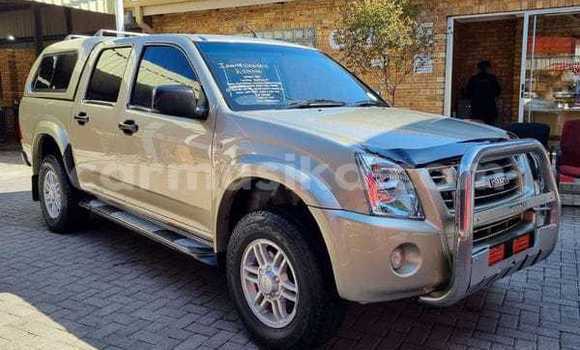 Acheter Occasion Voiture Isuzu KB Marron à Beitbridge, Matabeleland South