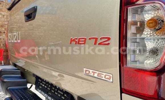 Acheter Occasion Voiture Isuzu KB Marron à Beitbridge, Matabeleland South Acheter Occasion Voiture Isuzu KB Marron à Beitbridge, Matabeleland South