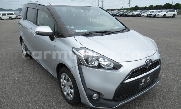 Tenga Tsaru Toyota Sienta Sirivha Mota in Beitbridge in Matabeleland South Tenga Tsaru Toyota Sienta Sirivha Mota in Beitbridge in Matabeleland South